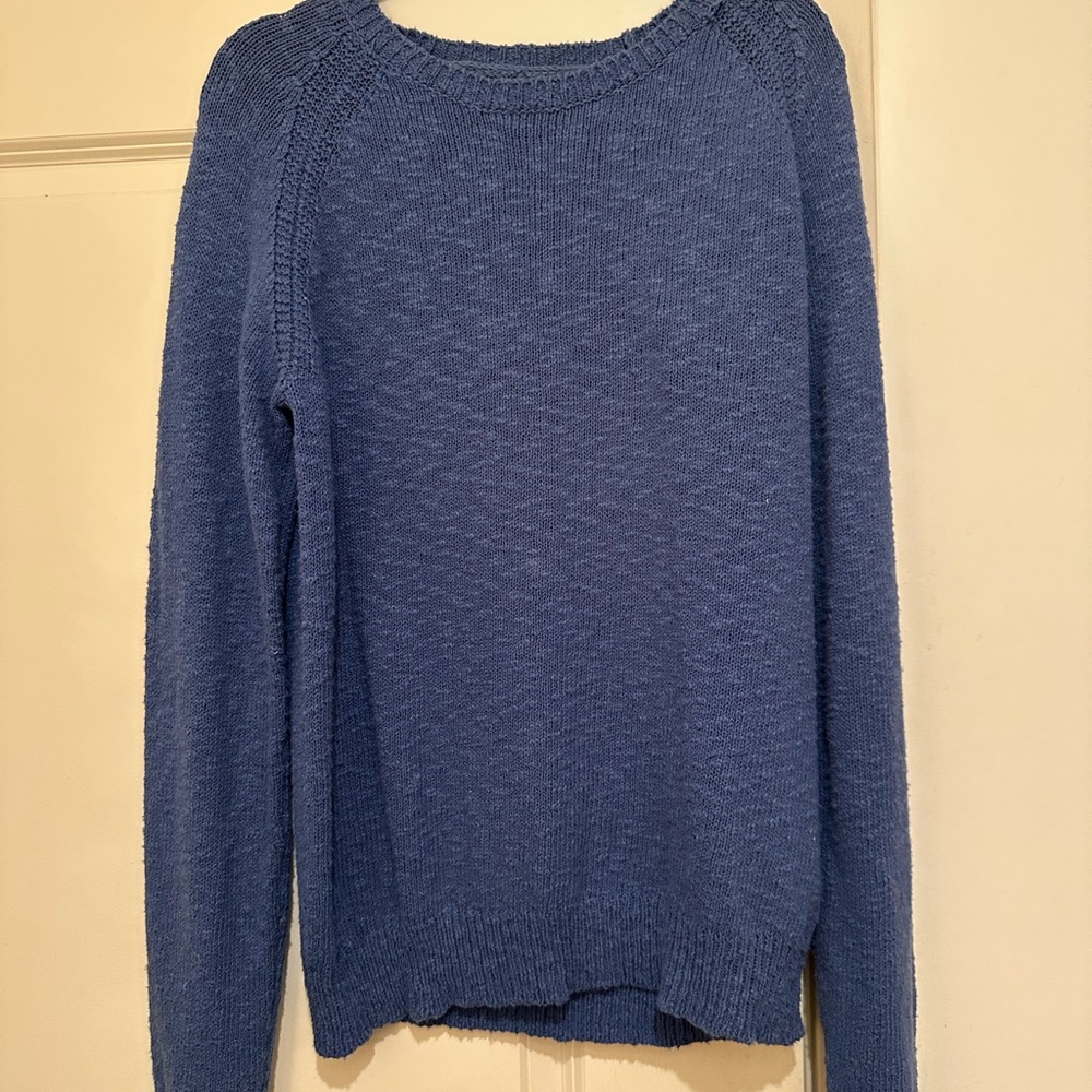Marquise Blue Crew Neck Sweater with Subtle Knit Pattern
